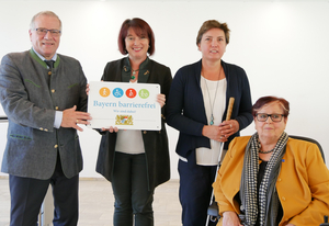 v. l.: Herr Sozialstaatssekretär Johannes Hintersberger, Frau Landrätin Maria Rita Zinnecker, Frau Irmgard Badura, Beauftragte der Bayerischen Staatsregierung für Menschen mit Behinderung, Frau Waltraud Joa, Beauftragte für Menschen mit Handicap im Ostallgäu.